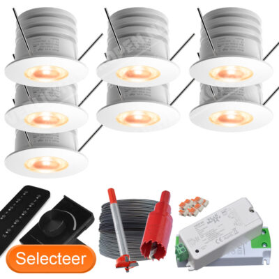 Set van 7 witte veranda spots